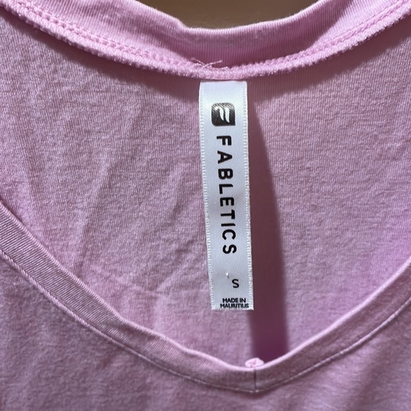 Fabletics V Neck top - Picture 3 of 4